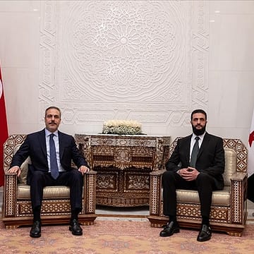 fidan ahmet es sara suriye “Post İslamcı” Türkiye’nin Yeni Suriye’ye Rejim İhracı