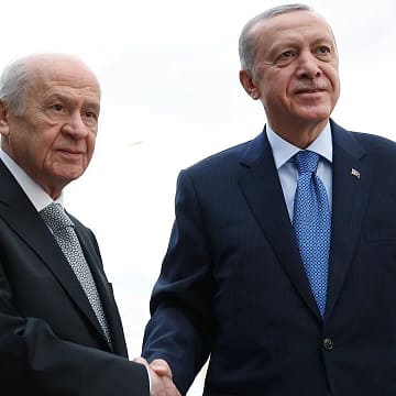 erdogan-bahceli-aa-1927271 Büyük İskender, Takdir-i Devlet ve Kulların Durumu