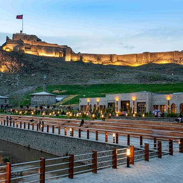 karskalesi 50 Yıl Sonra Kars ve Zuhur Eden Yeni Dünya