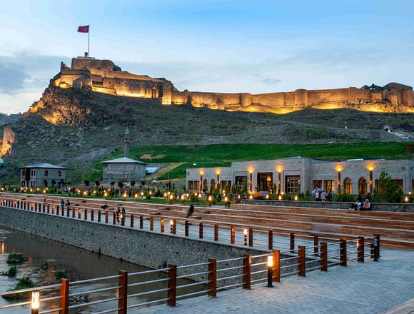 karskalesi 50 Yıl Sonra Kars ve Zuhur Eden Yeni Dünya